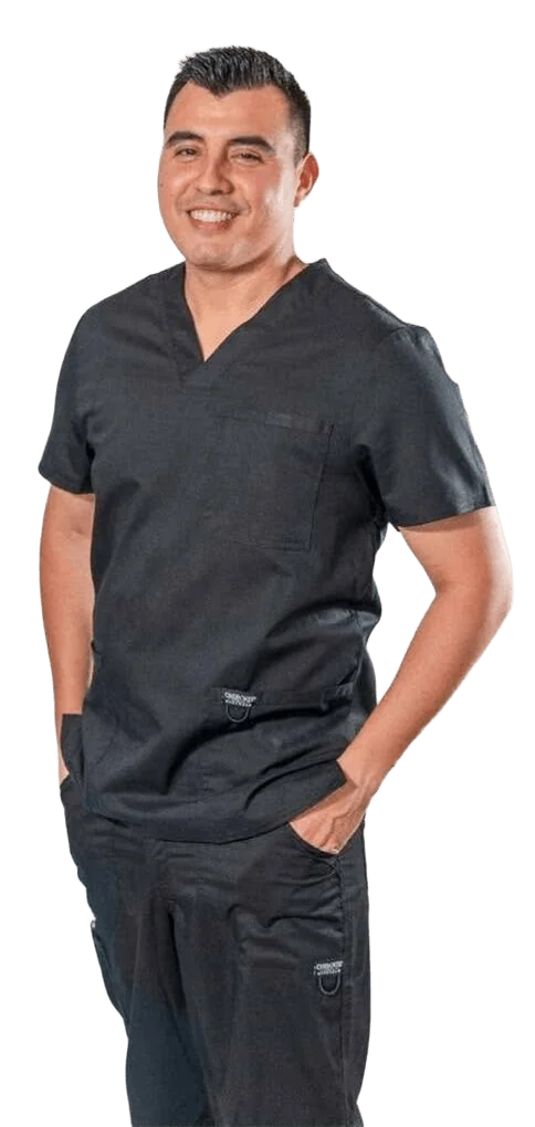 Dr. Iván Chávez Monteagudo, especialista en Traumatología y Ortopedia